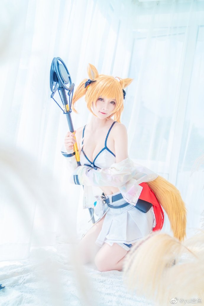 【cos正片】《明日方舟》 空 泳装 cosplay欣赏